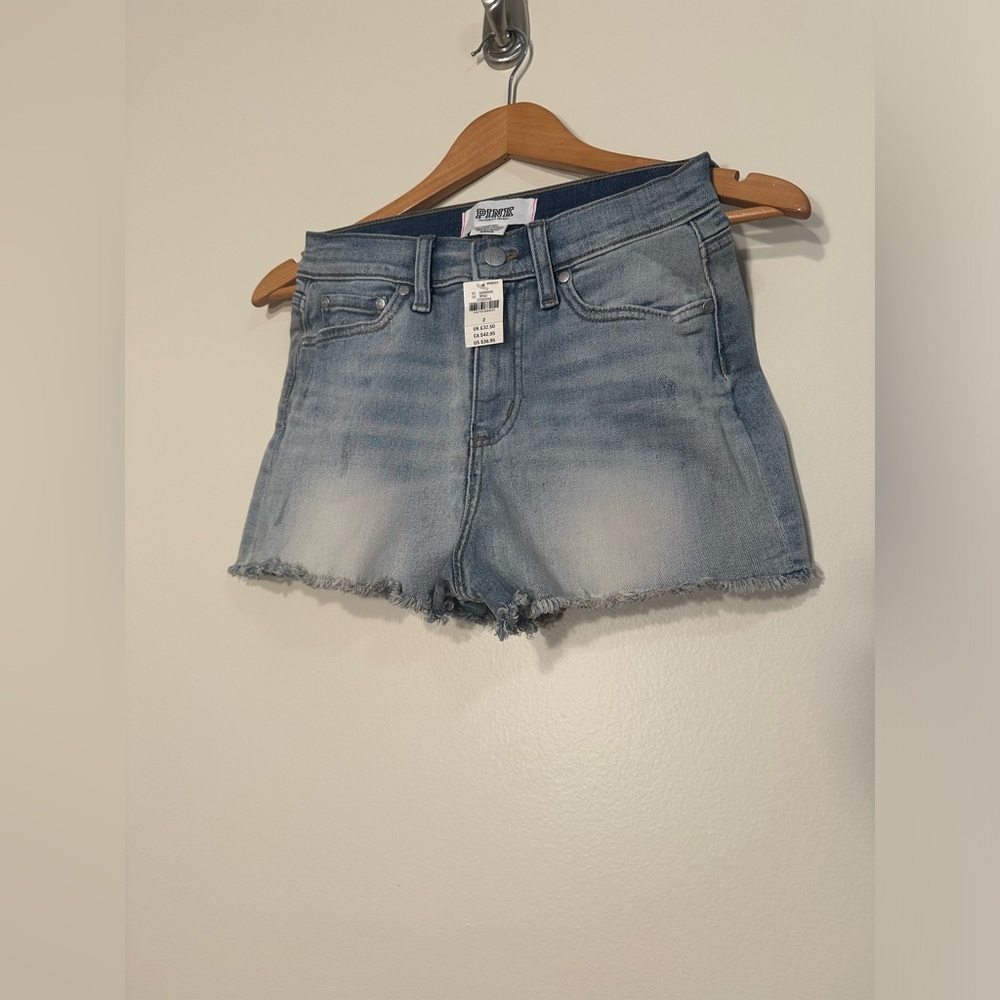 PINK Denim Shorts 2 Light Wash Distressed Raw Hem Stretch High-Rise NWT